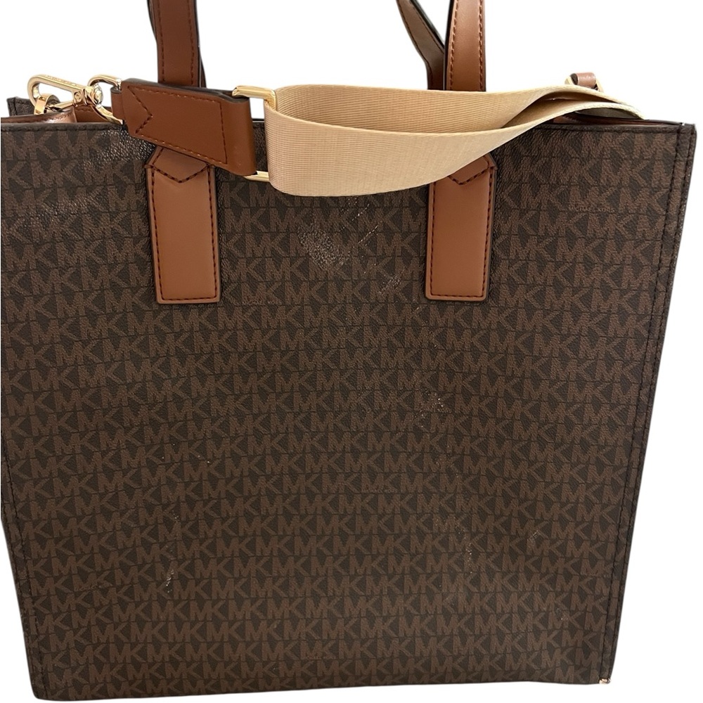 Michael Kors Brown and Tan Messenger Bag - Picture 10 of 15